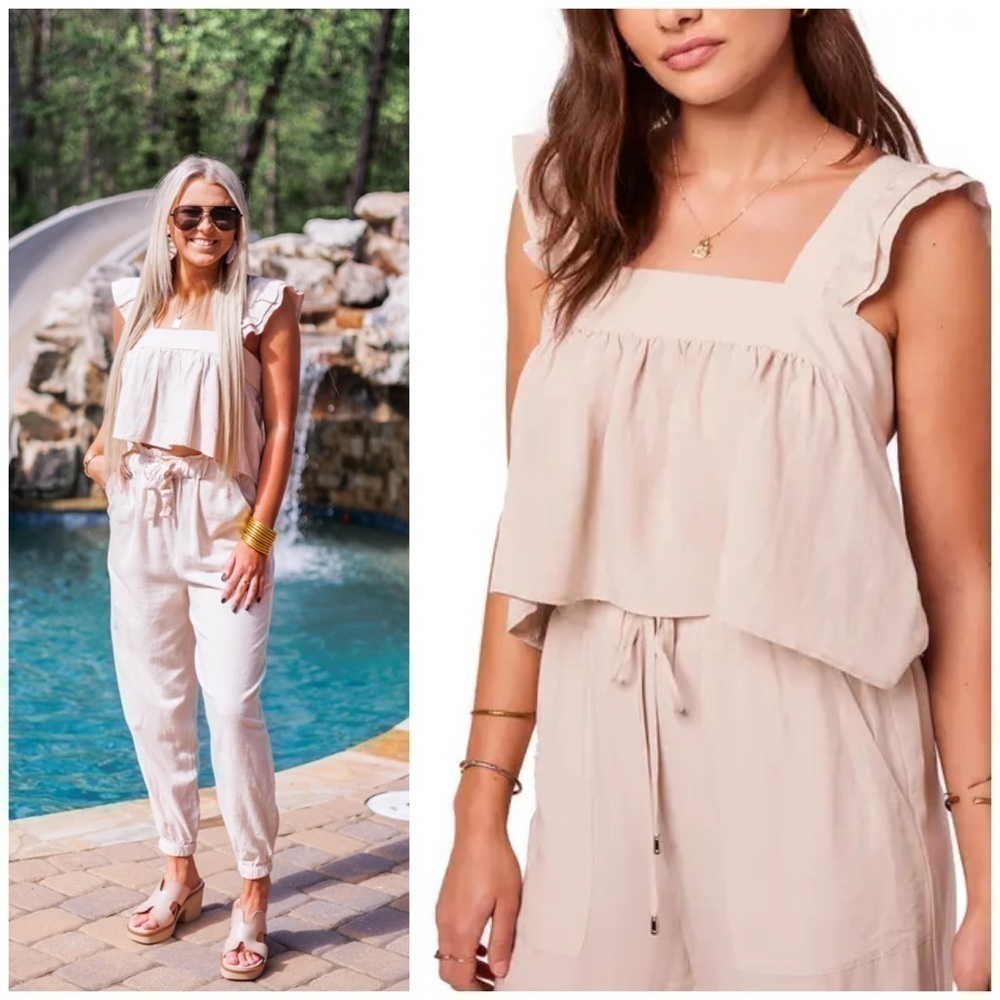 Band of Gypsies Beige Ruffle Boxy Crop Top Sleeveless Square Neck M
